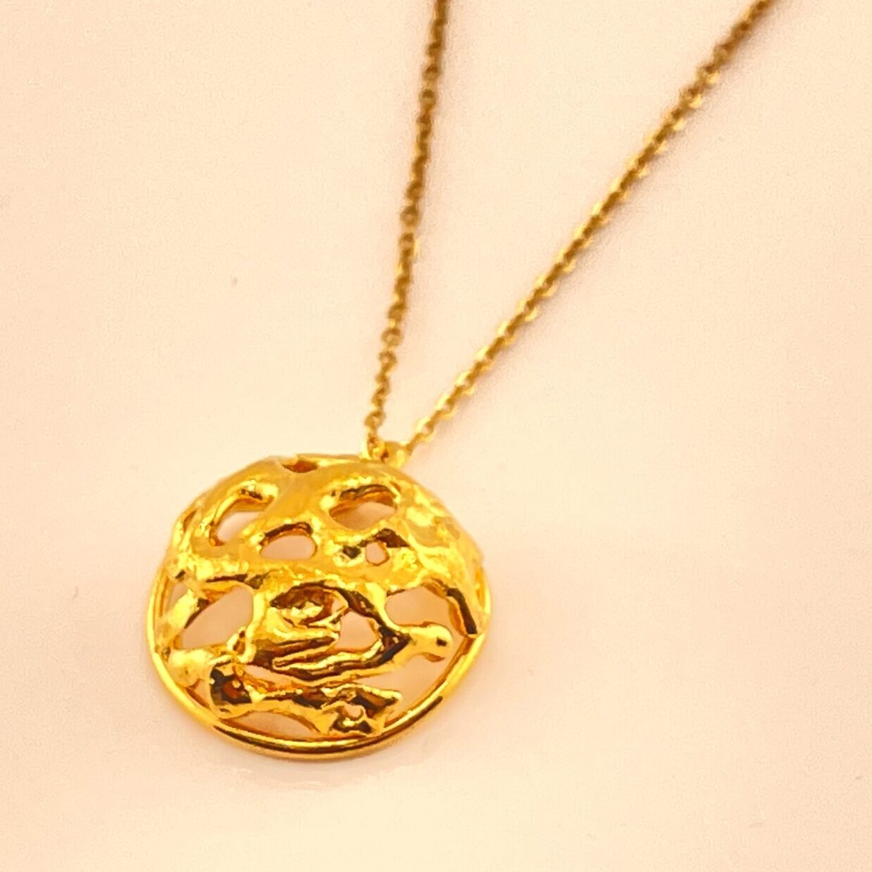 Melt half pendant 7.51g