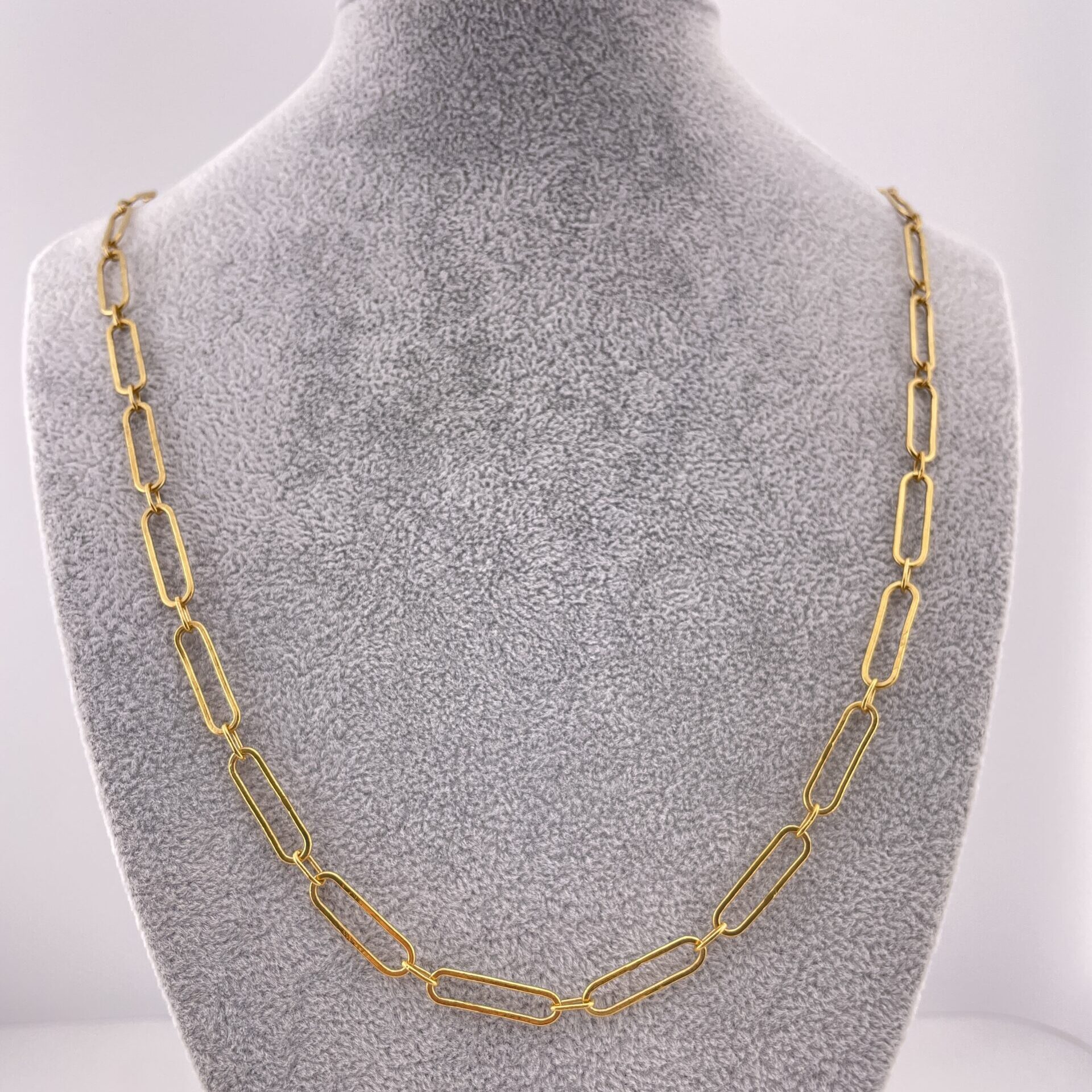 chain necklace 31.77g