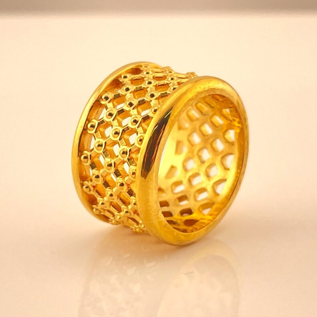 Lattice ring