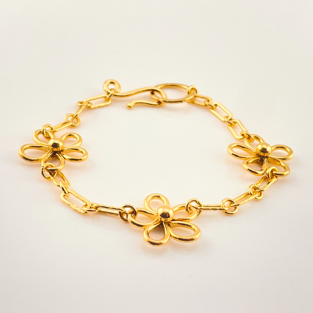 Flower loop bracelet　11.31g